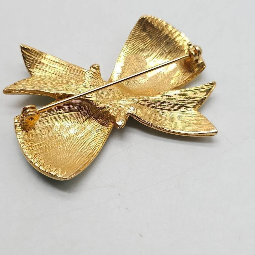 Vintage Green Enamel Bow Brooch Pin Gold-Tone Textured Back